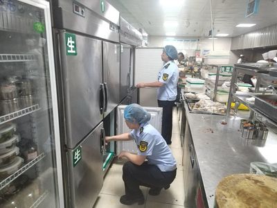 新疆库车市市场监督管理局:坚决落实"两个责任" 筑牢食品安全底线